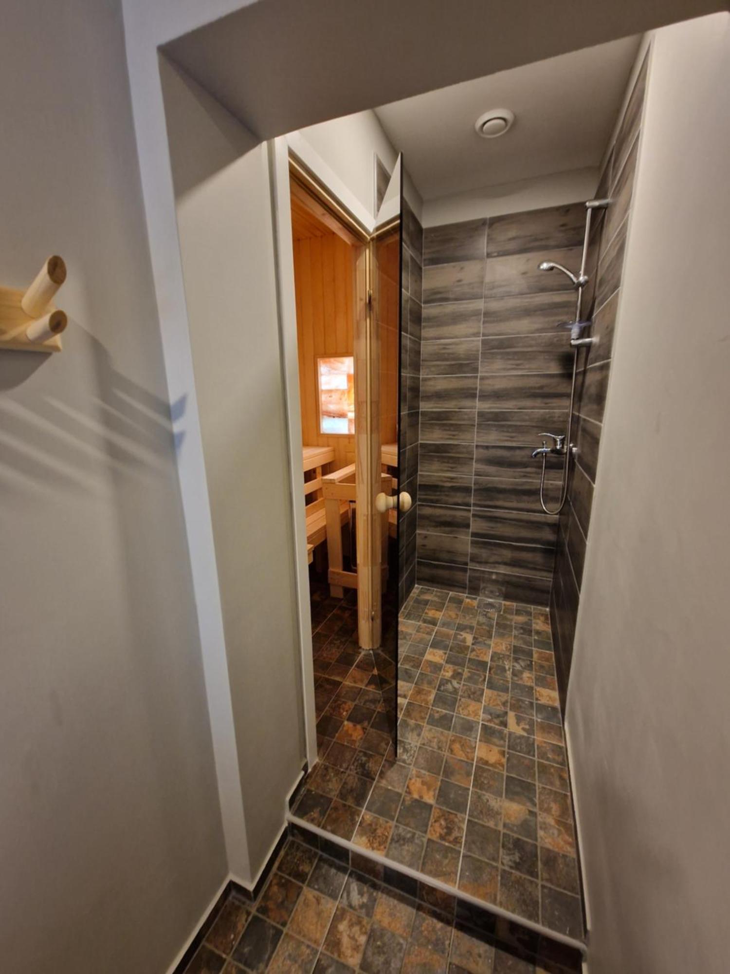 ילגבה Hotel Karklu Muiza מראה חיצוני תמונה